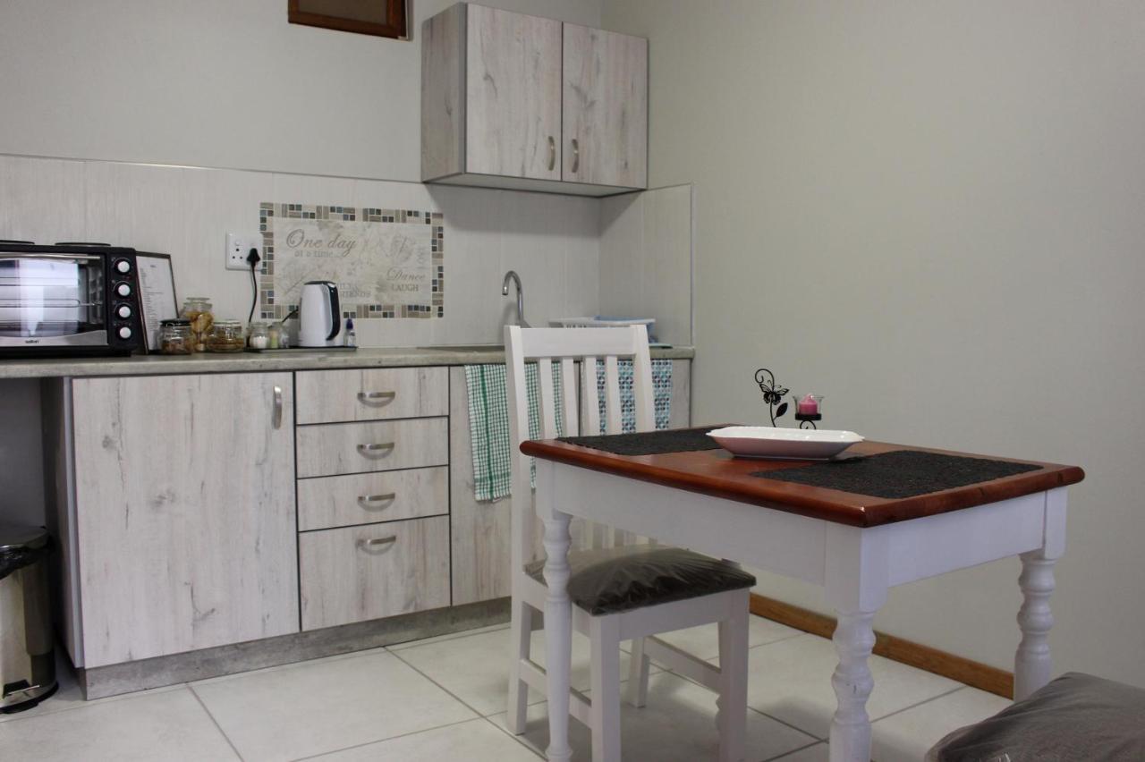 מלון Lüderitz Tranquility Self Catering מראה חיצוני תמונה