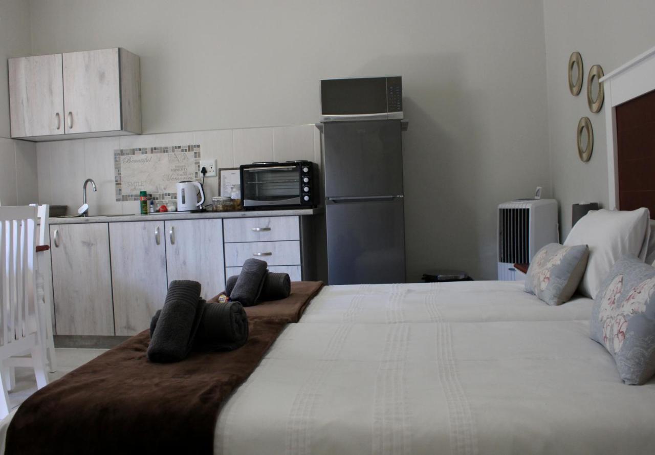 מלון Lüderitz Tranquility Self Catering מראה חיצוני תמונה