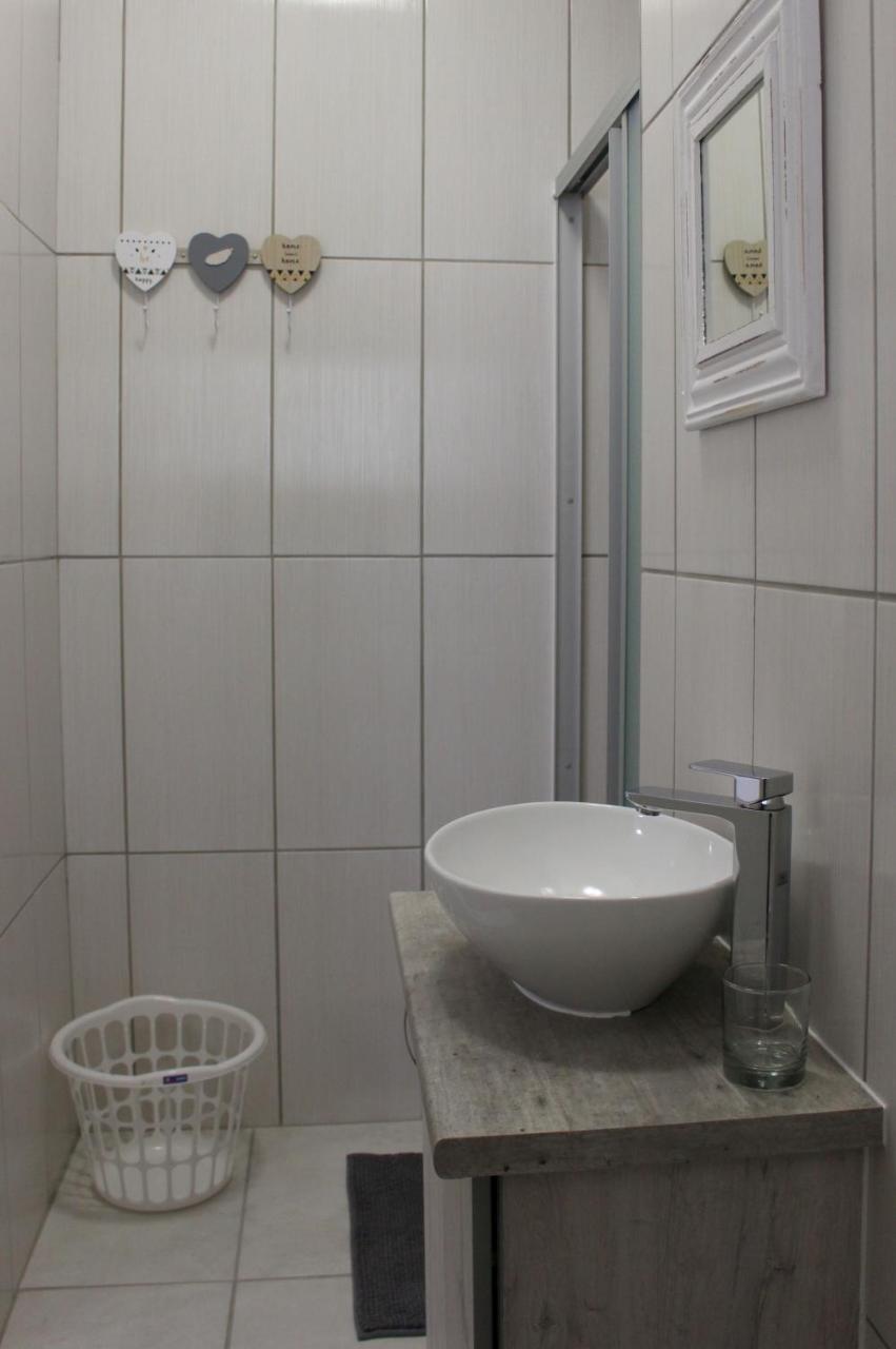 מלון Lüderitz Tranquility Self Catering מראה חיצוני תמונה